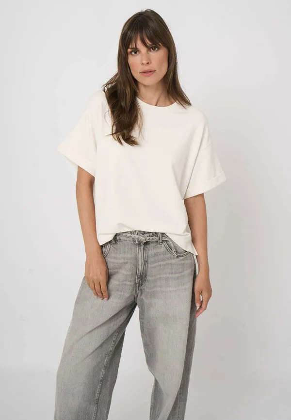 

Французская свободная базовая футболка с закатанными рукавами Repeat, Ivory, Бежевый, Французская свободная базовая футболка с закатанными рукавами Repeat, Ivory