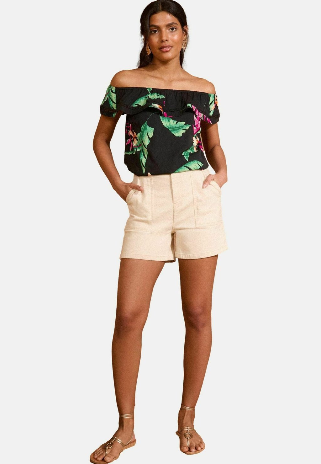 

Блуза REGULAR FIT Love & Roses, черный