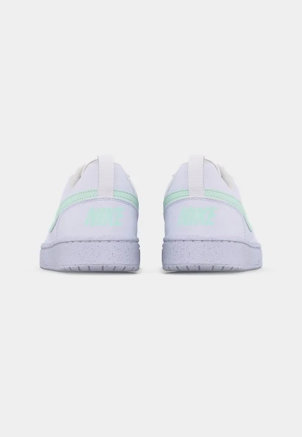 Кроссовки court borough Nike Sportswear, White/Barely Green — фото 4