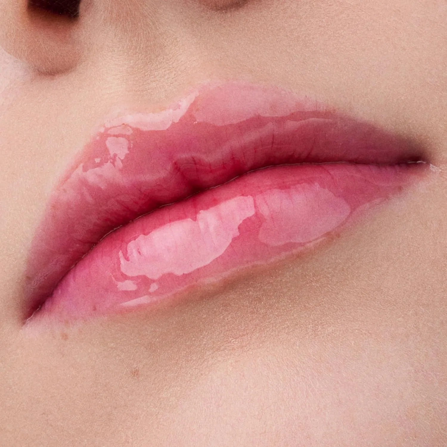 Тинтовое масло для губ «Glossin' Glow» от Catrice Catrice, 010 Keep It Juicy — фото 3