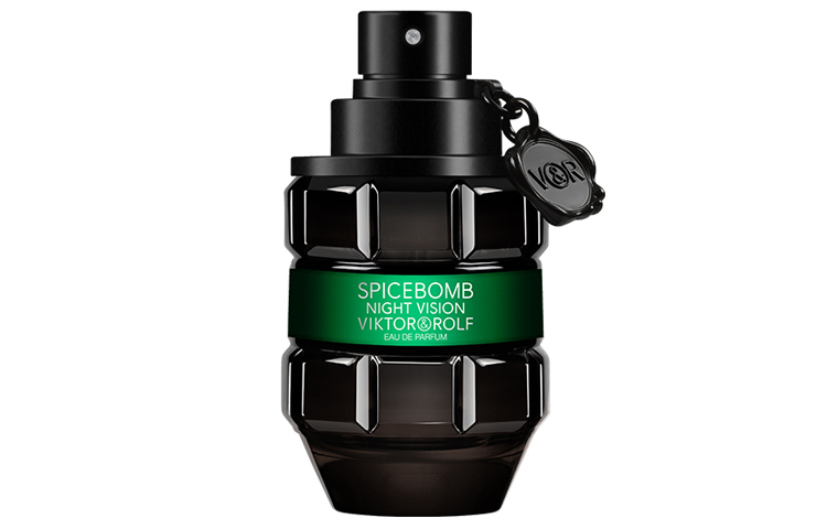 

VIKTOR&ROLF Парфюмерная вода passion bomb night oriental fougere с нотами черного перца, ладана и смолы 50 мл/90 мл