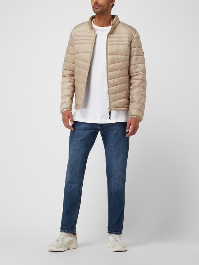 

Стеганая куртка с нашивкой-лейблом модель "ГЕРОЙ" Jack & Jones, бежевый