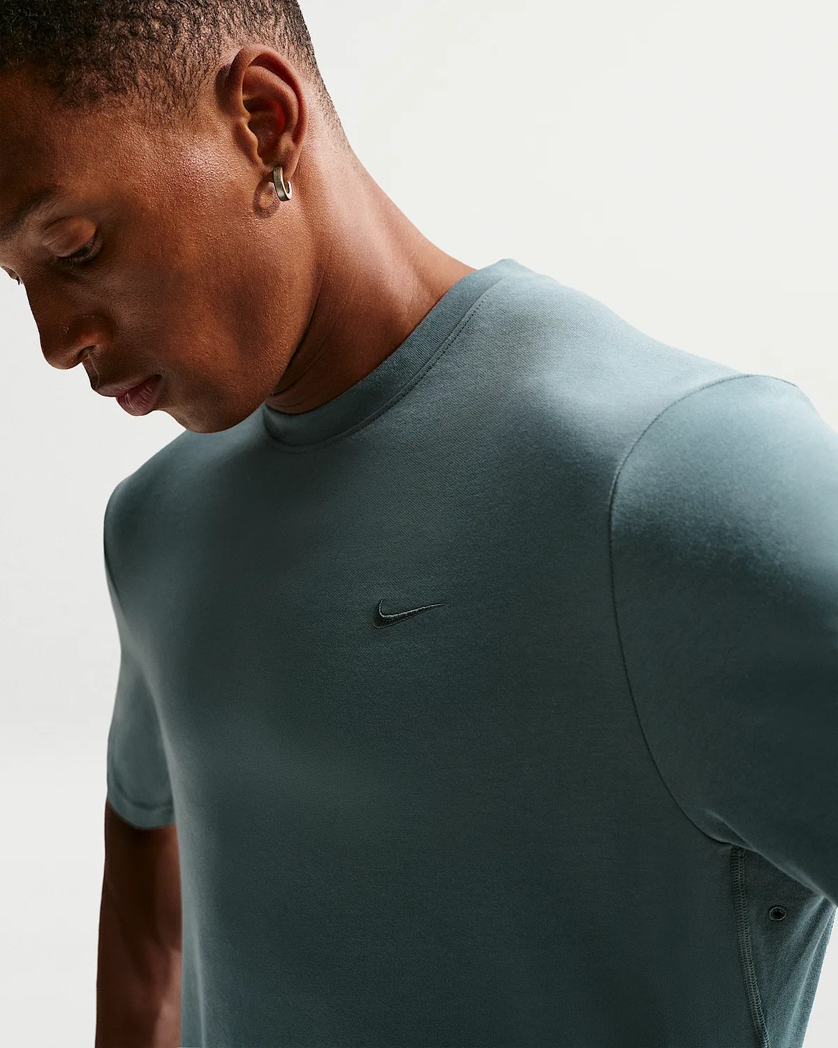 Мужская футболка Dri-FIT с коротким рукавом Nike Primary, Mineral Slate/Heather/Mineral Slate — фото 3