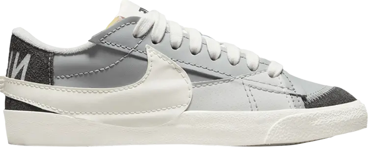 

Кроссовки Blazer Low '77 Jumbo SE 'Smoke Grey', серый