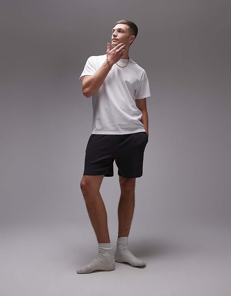 

Topman Комплект домашней одежды: вафельные шорты и однотонная белая футболка