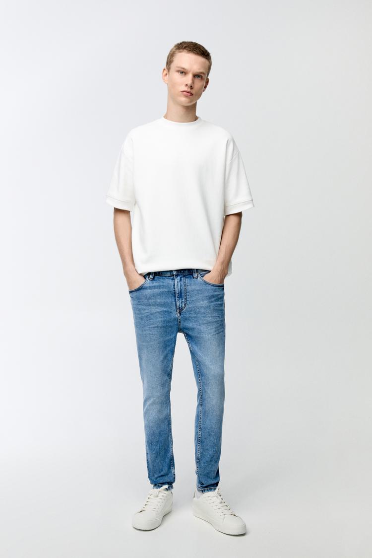 

Джинсы-Карроты стираные Pull And Bear, синий
