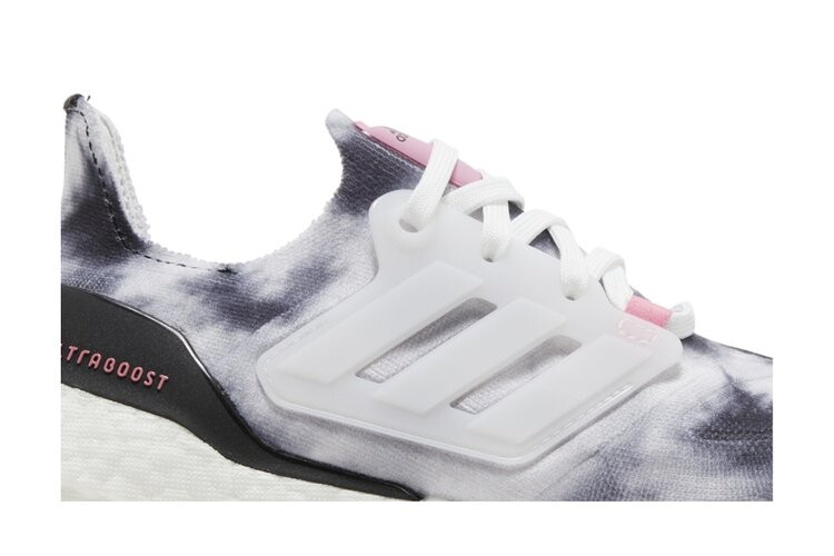 Кроссовки Adidas Wmns UltraBoost 22, белый — фото 2