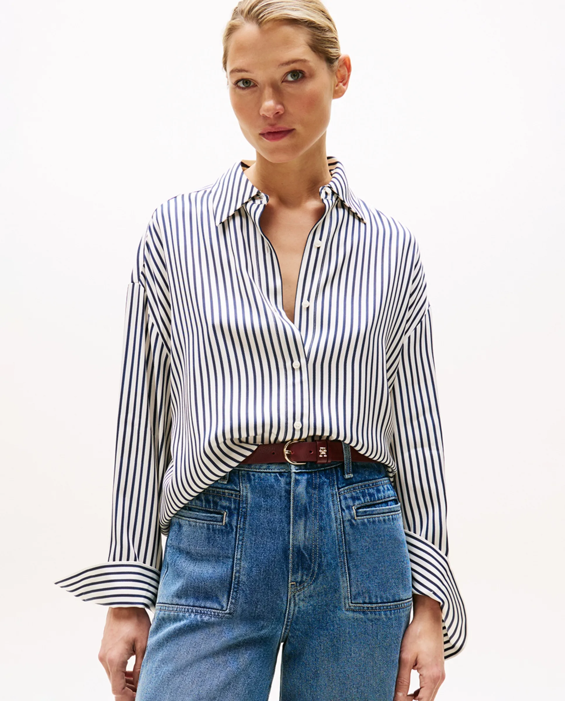 

Женская рубашка с длинным рукавом классического силуэта Tommy Hilfiger, белый