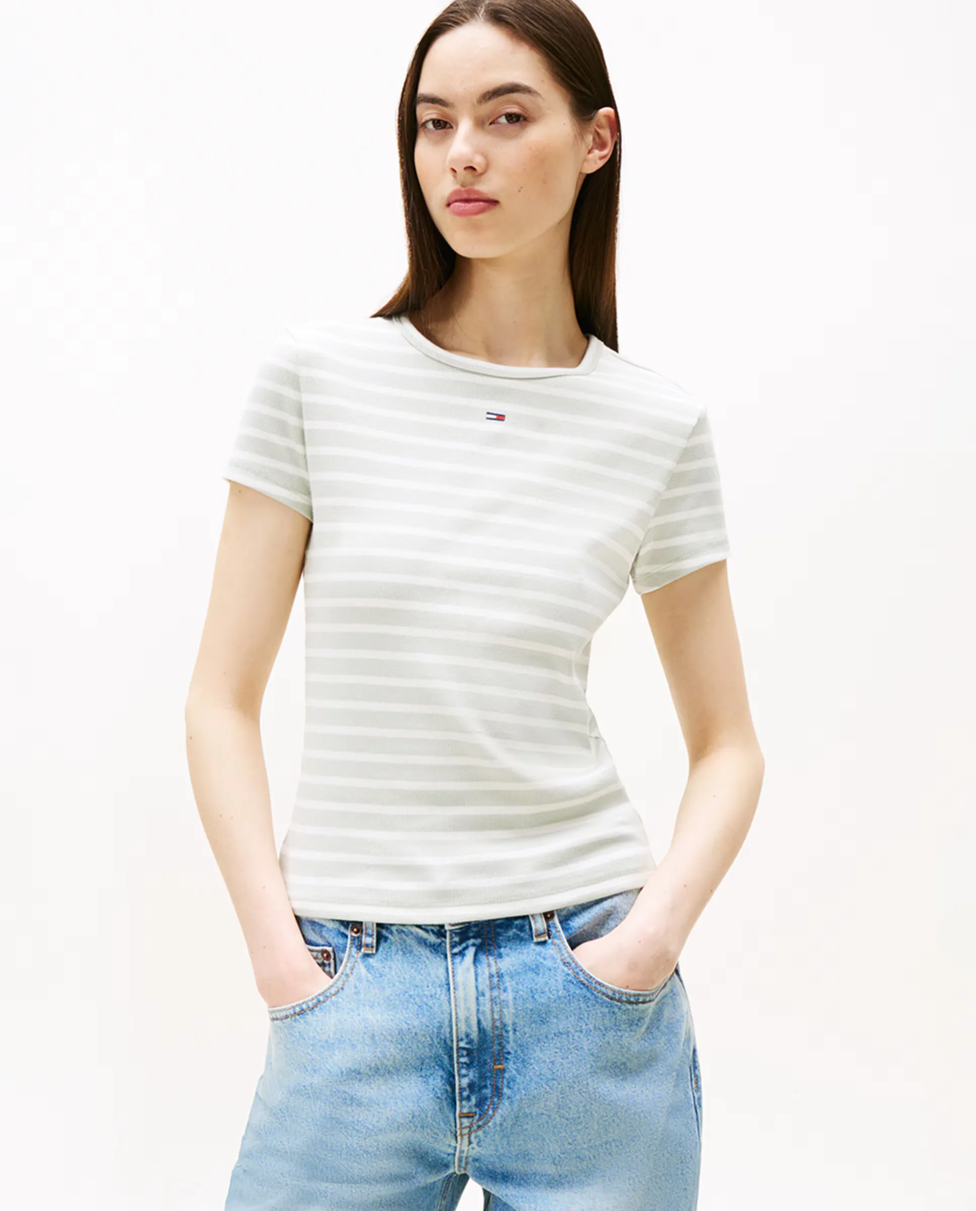 

Женская футболка с рубчиком облегающего кроя Tommy Jeans, серый