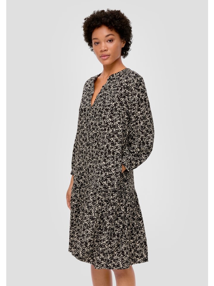 

Короткое платье s.Oliver Kleid kurz, оливковый