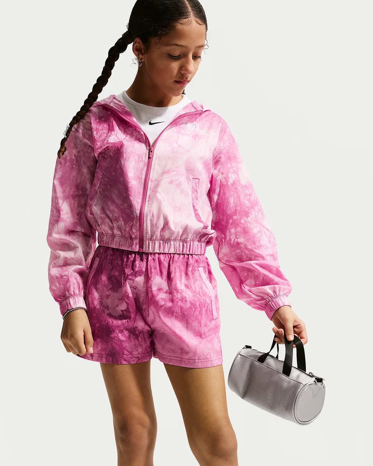 Детская ветровка Nike Sportswear Club, Sweet Beet/Soft Pearl — фото 3