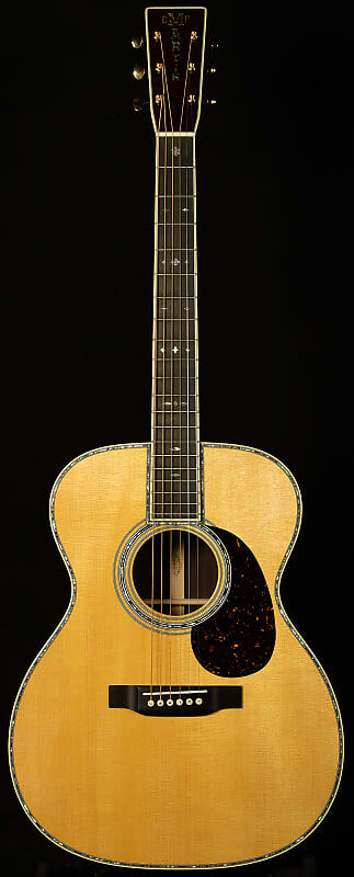 

Акустическая гитара Martin Guitars Standard Series 000-42