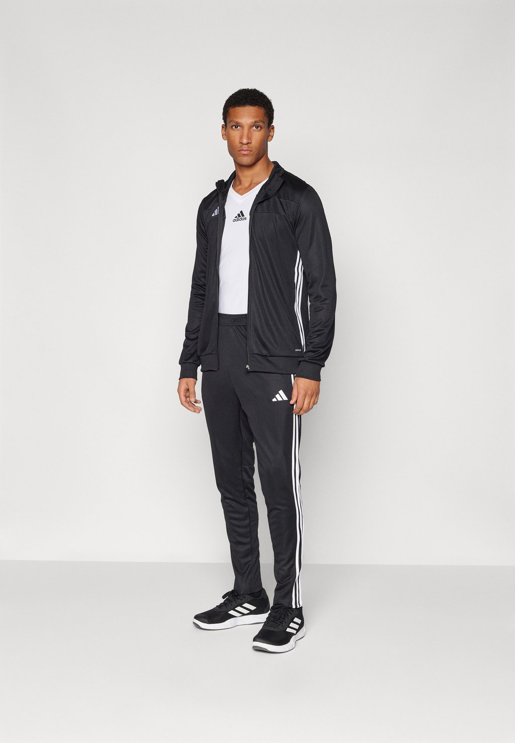 Спортивный костюм TIRO ESSENTIALS SET adidas Performance, черный — фото 2