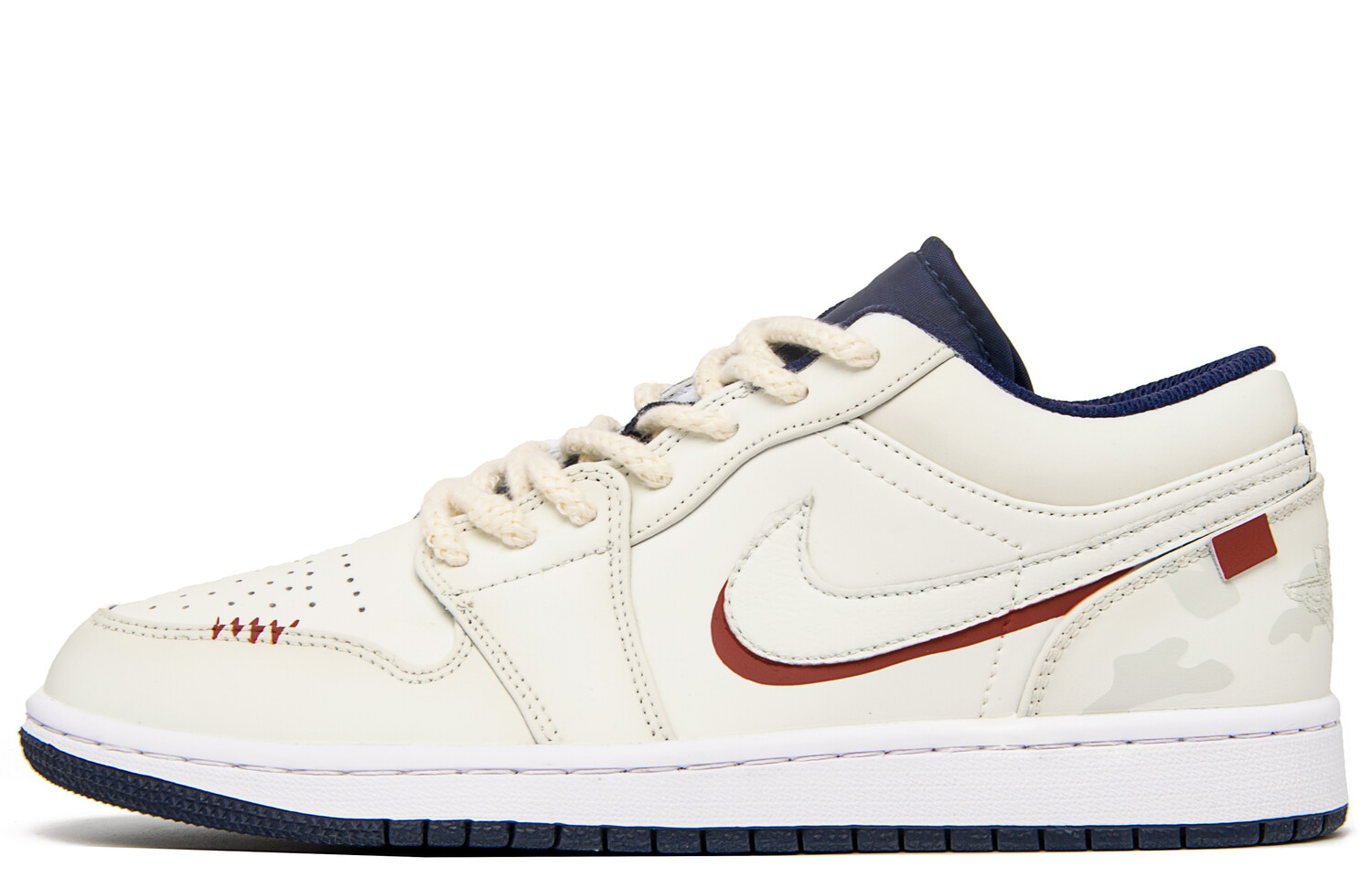 

Кроссовки Air Jordan 1 Vintage Basketball Shoes Men Low-top Beige/Red, цвет Off White