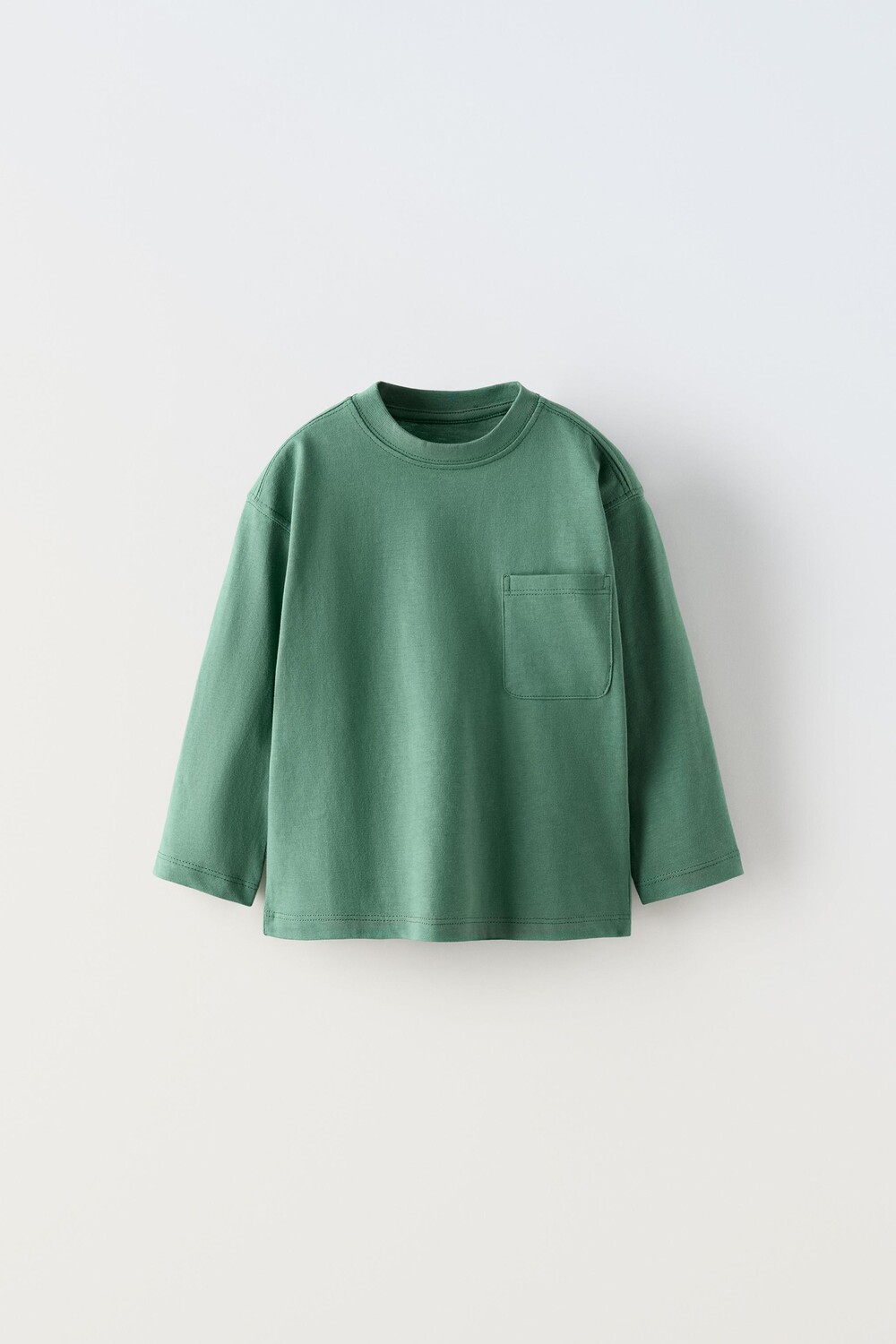 

Простая футболка с карманом ZARA, зеленый
