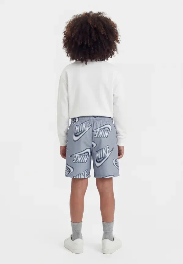 Шорты спортивные Nike Sportswear, дымчато-серый/белый — фото 2