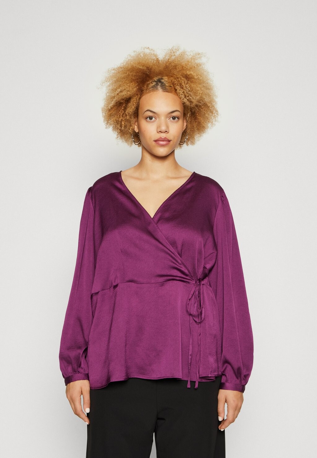 

Блузка EVOKED VILA VISIRENE WRAP, цвет winter bloom