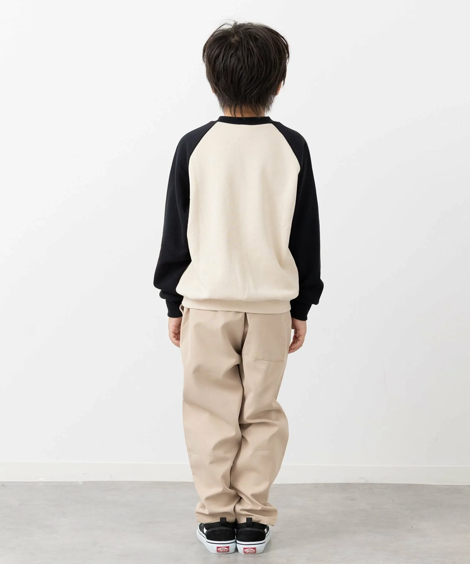 Флисовая толстовка с рисунком арахиса Peanuts, G Raglan/Black — фото 3