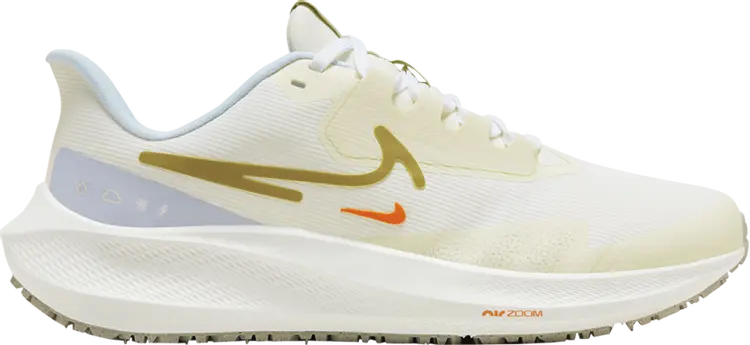 Кроссовки Wmns Air Zoom Pegasus 39 Shield 'Sail Buff Gold', белый