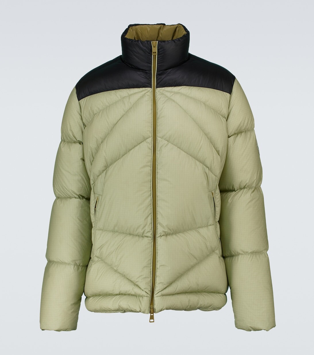 

Куртка Moncler 1952 Tama из коллаборации с And Wander 2 Moncler Genius, бежевый
