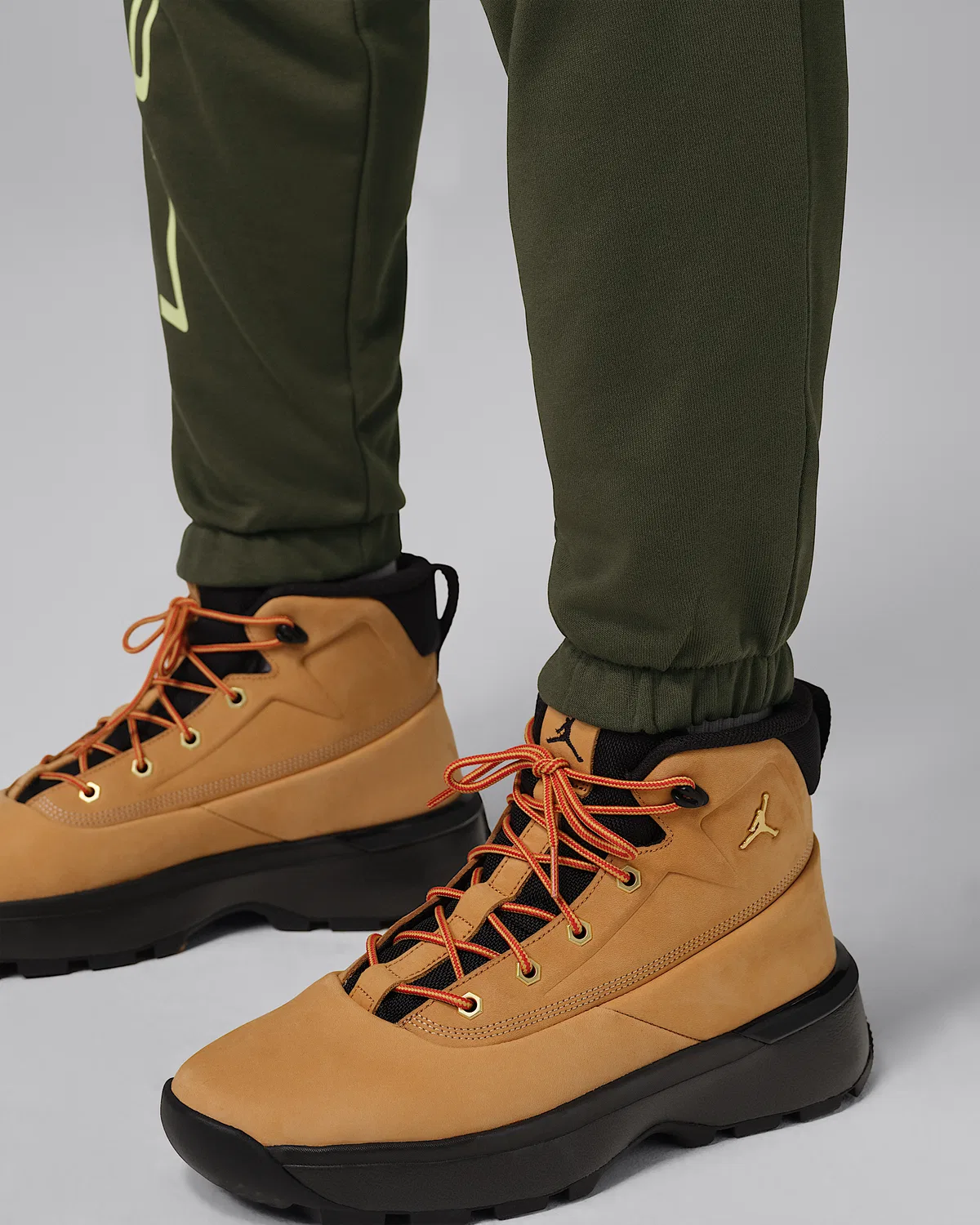 Мужские флисовые штаны Dri-FIT Jordan Sport Crossover, Cargo Khaki/Luminous Green/Dynamic Yellow — фото 4