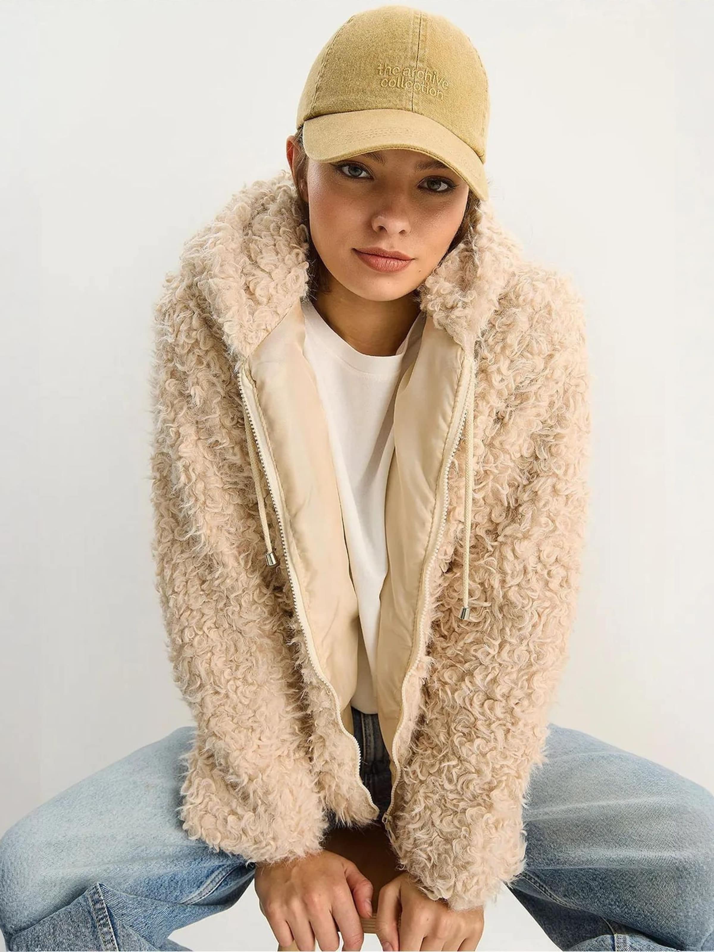 

Bianco Lucci Куртка для межсезонья в цвете Cream