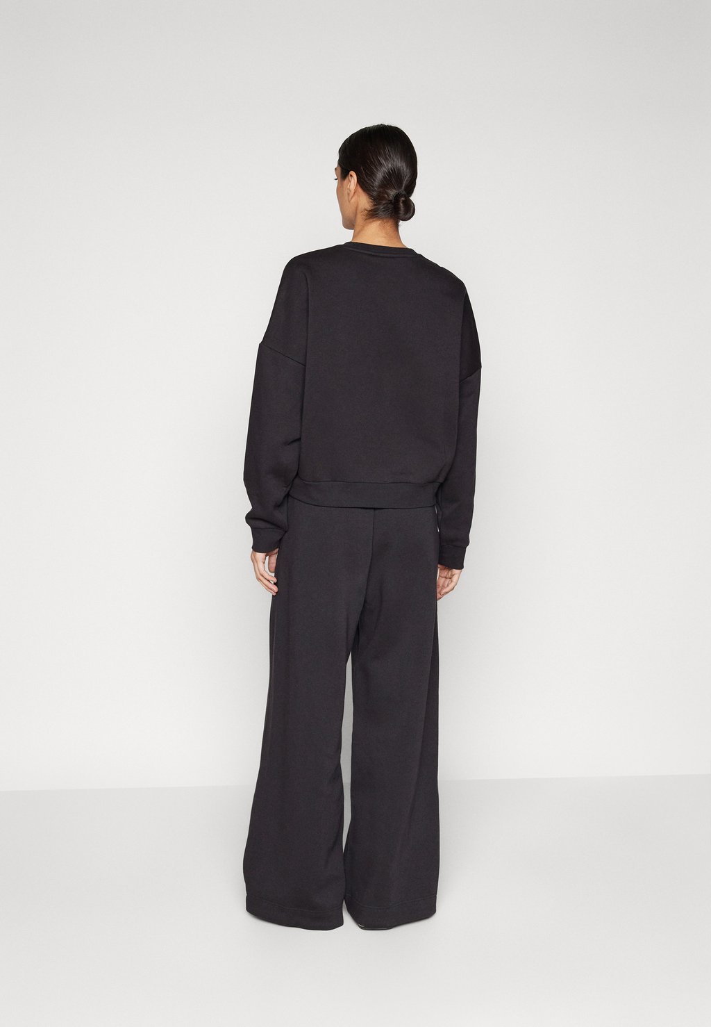 Спортивные брюки ALL SZN LOOSE WIDE LEG adidas Sportswear, черный — фото 3