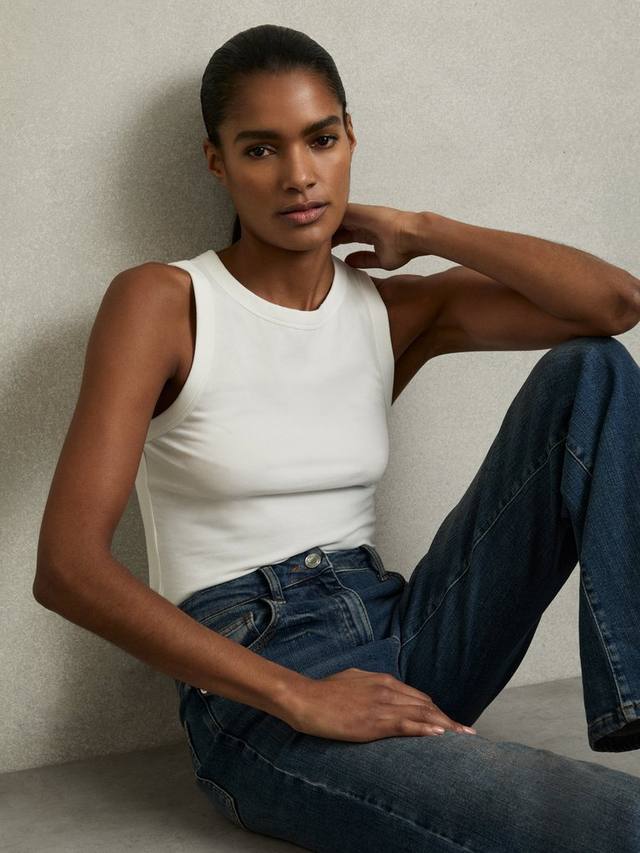 

Приталенный жилет betty slim fit Reiss, белый