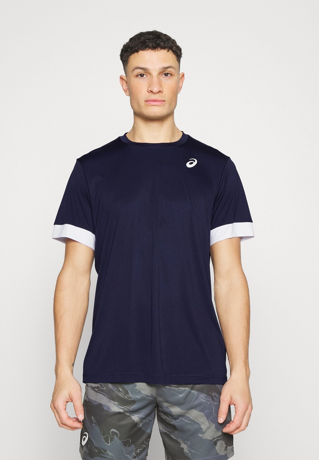 

Рубашка с принтом ASICS COURT M SS, цвет Midnight/Brilliant White, Черный, Рубашка с принтом ASICS COURT M SS, цвет Midnight/Brilliant White