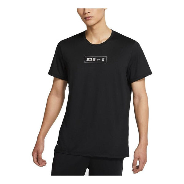 

Футболка dri-fit sports training quick dry short sleeve black Nike, черный