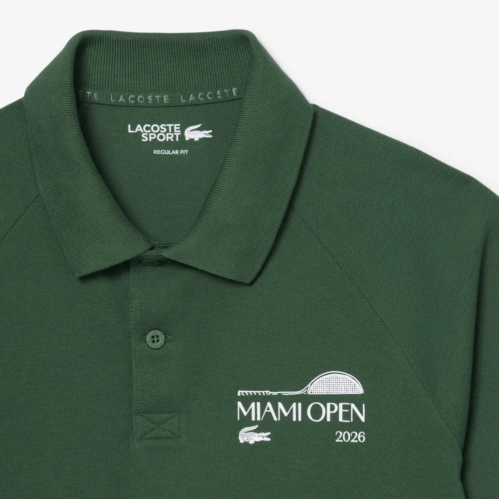 Мужская поло-рубашка реглан Miami Open зелёная от Lacoste — фото 2