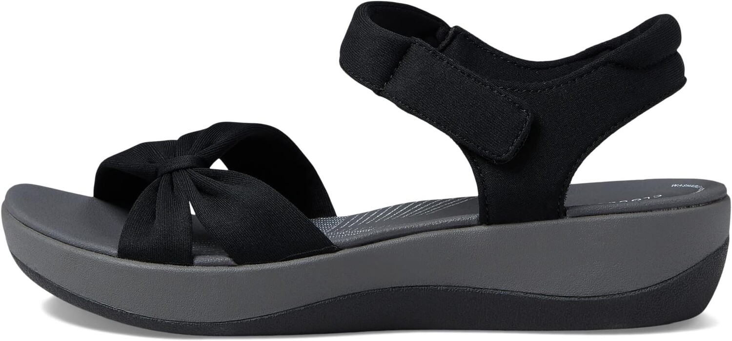 Сандалии на плоской подошве Arla Shore Clarks, цвет Black Textile — фото 4