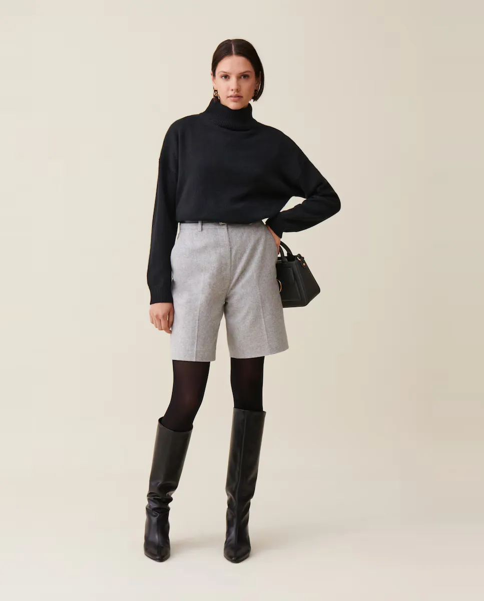

Светло-серые женские шорты Claudie Pierlot