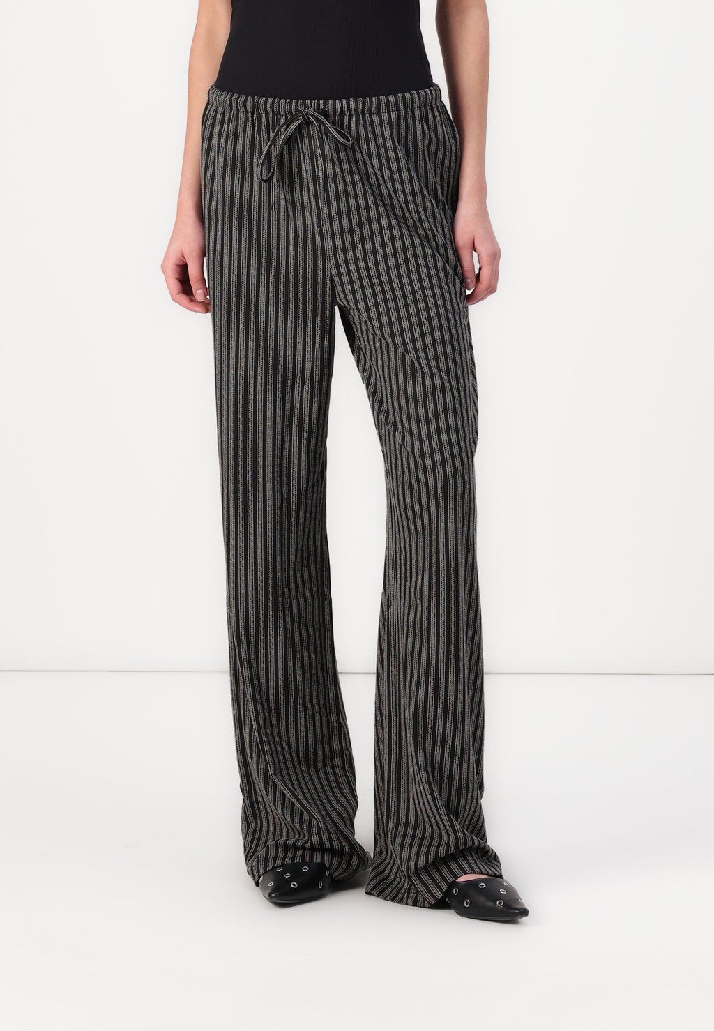 

Брюки VMDICTE STRIPED WIDE PANT Vero Moda, черный