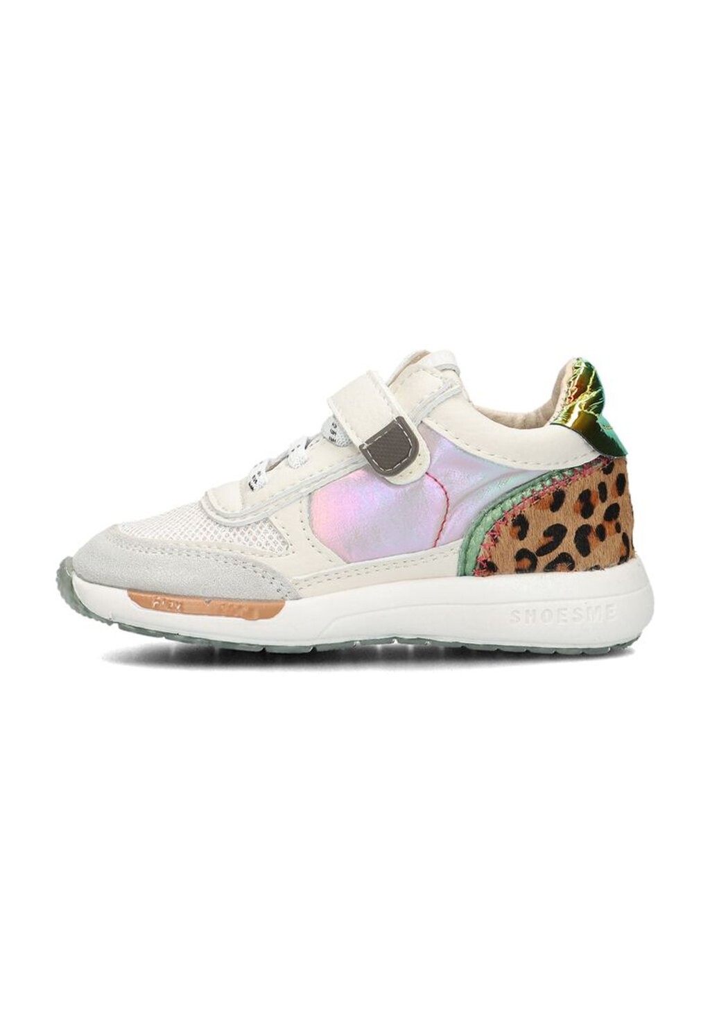 

Кроссовки на шнуровке Shoesme, белый
