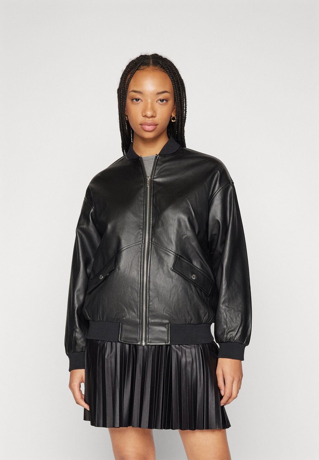 

Куртка-бомбер NMRONJA OVERSIZE JACKET Noisy May, цвет black