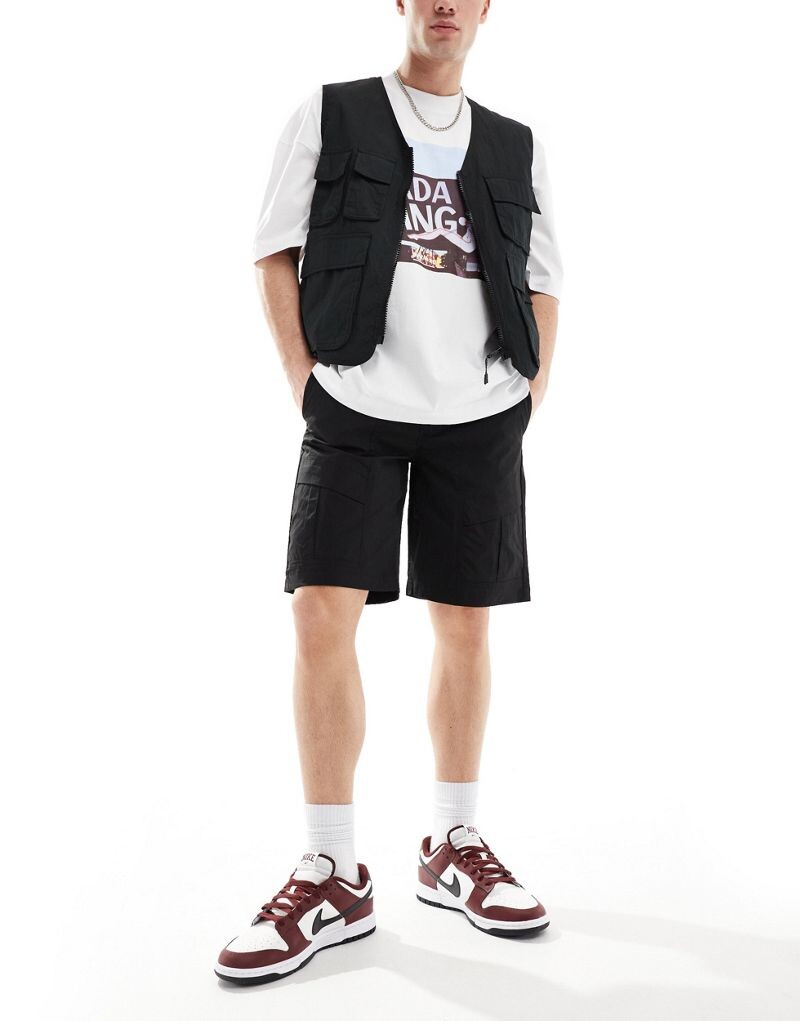 

Черные технические шорты карго Jack & Jones