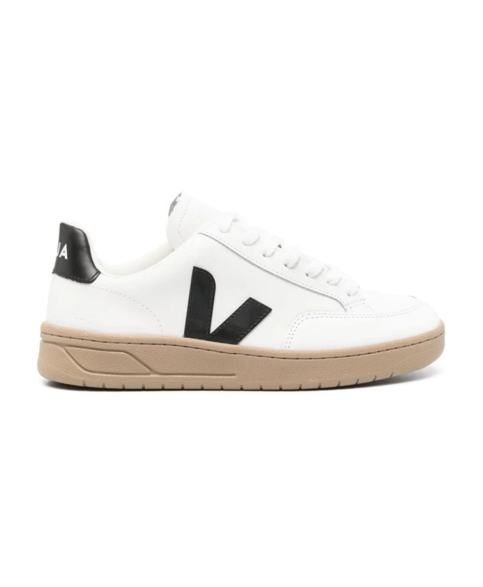 

Кроссовки Veja Klassischer Stil, белый/черный
