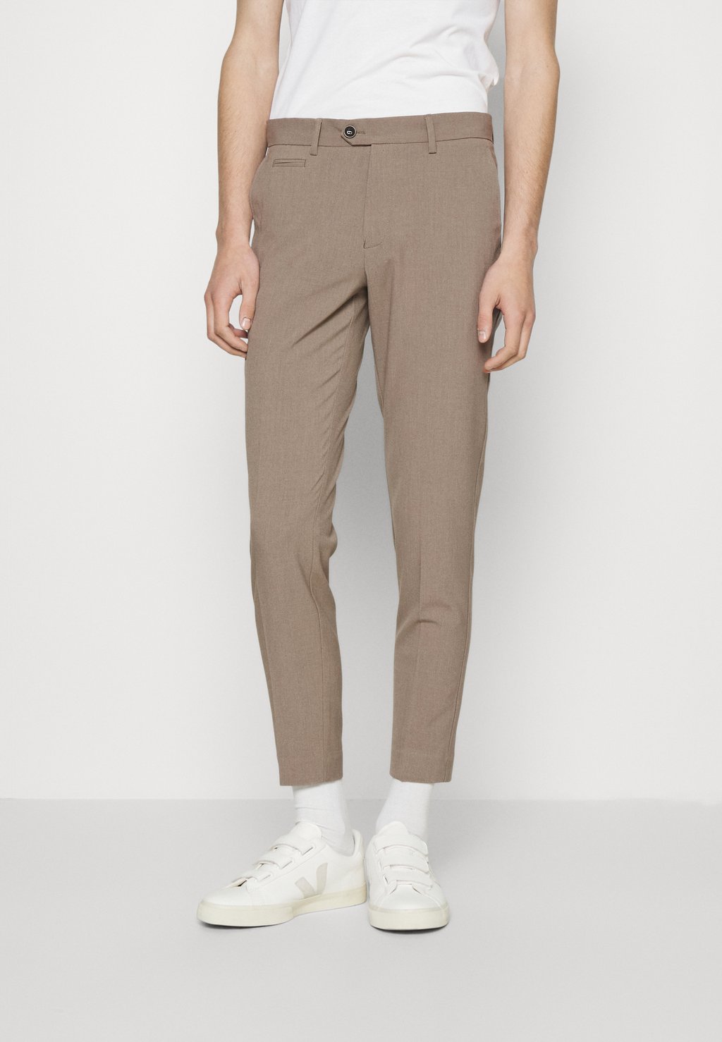 

Брюки Club Pants Lindbergh, цвет deep sand melange