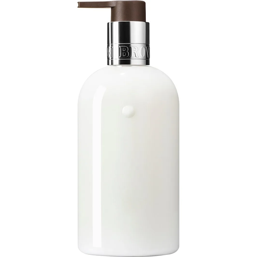 Лосьон для тела Body Essentials Flora Luminare Molton Brown, 300 мл — фото 2