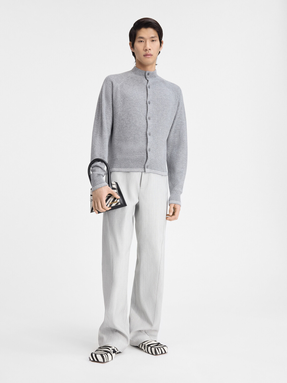 

Кардиган с высоким воротом JACQUEMUS The Pitatto cardigan, серый