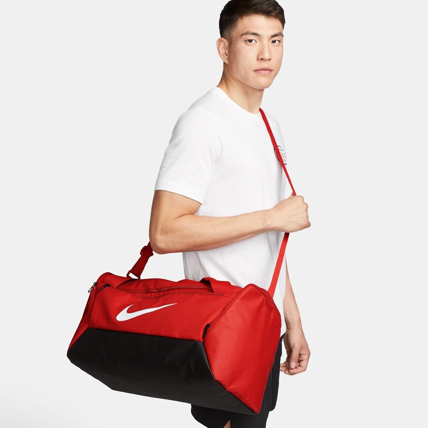 

Маленькая спортивная сумка для тренинга Nike Brasilia
