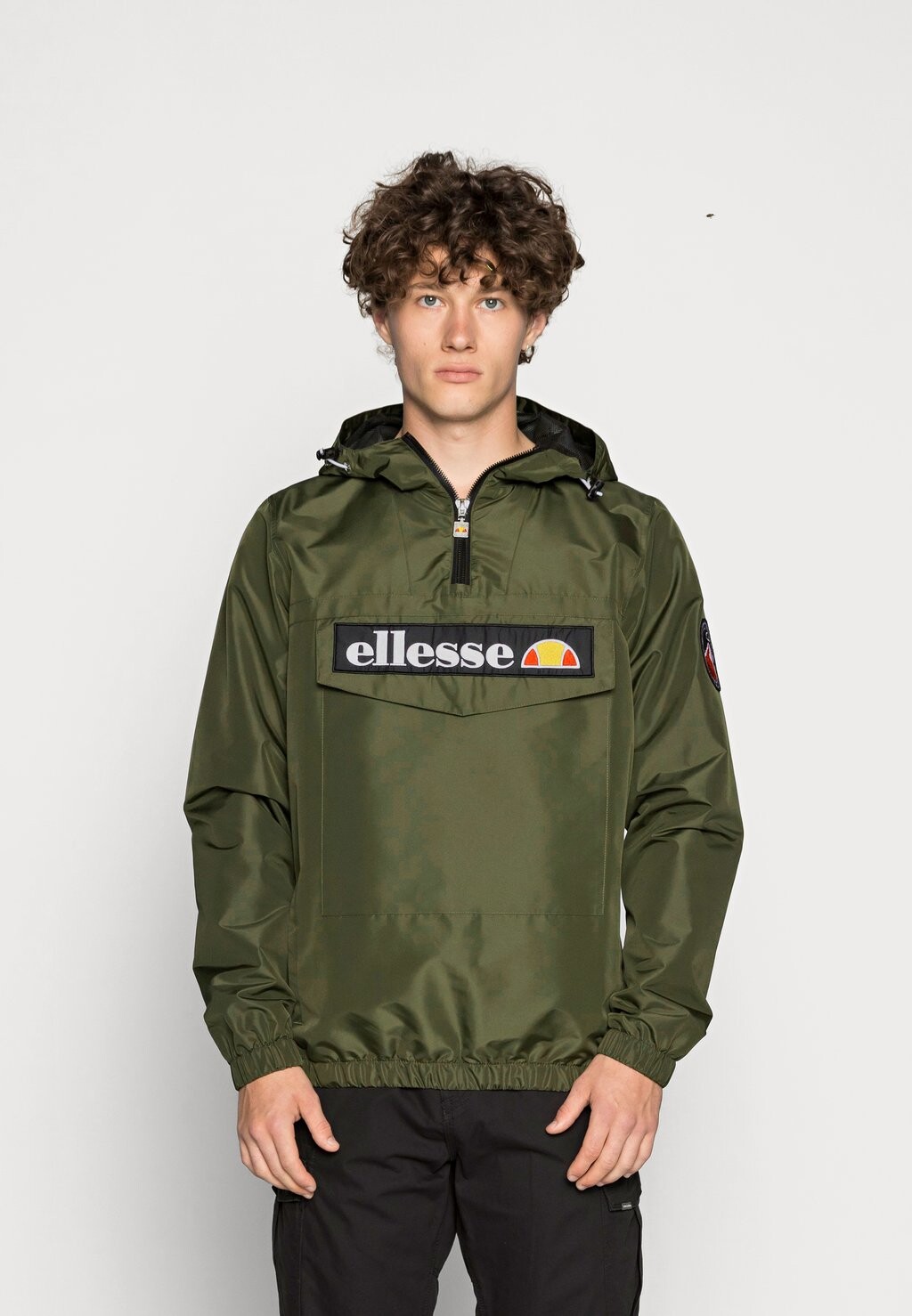 

Ветровка Ellesse MONT, цвет Khaki, Серый, Ветровка Ellesse MONT, цвет Khaki