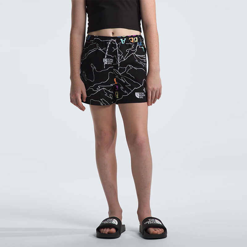 Дети Шорты The North Face, цвет Printed all over black — фото 3
