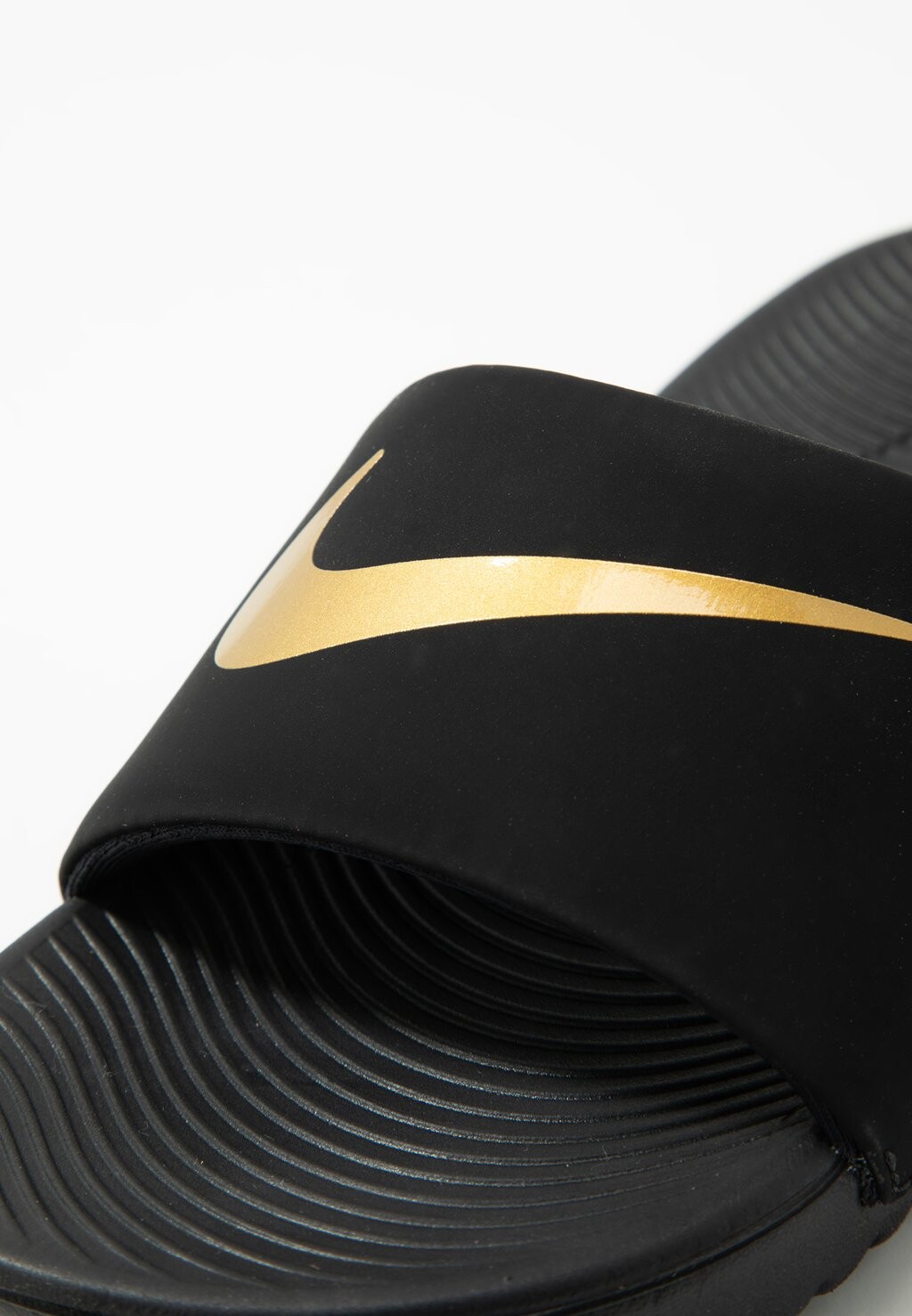 Сандалии KAWA SLIDE UNISEX Nike, цвет black/metallic gold — фото 3