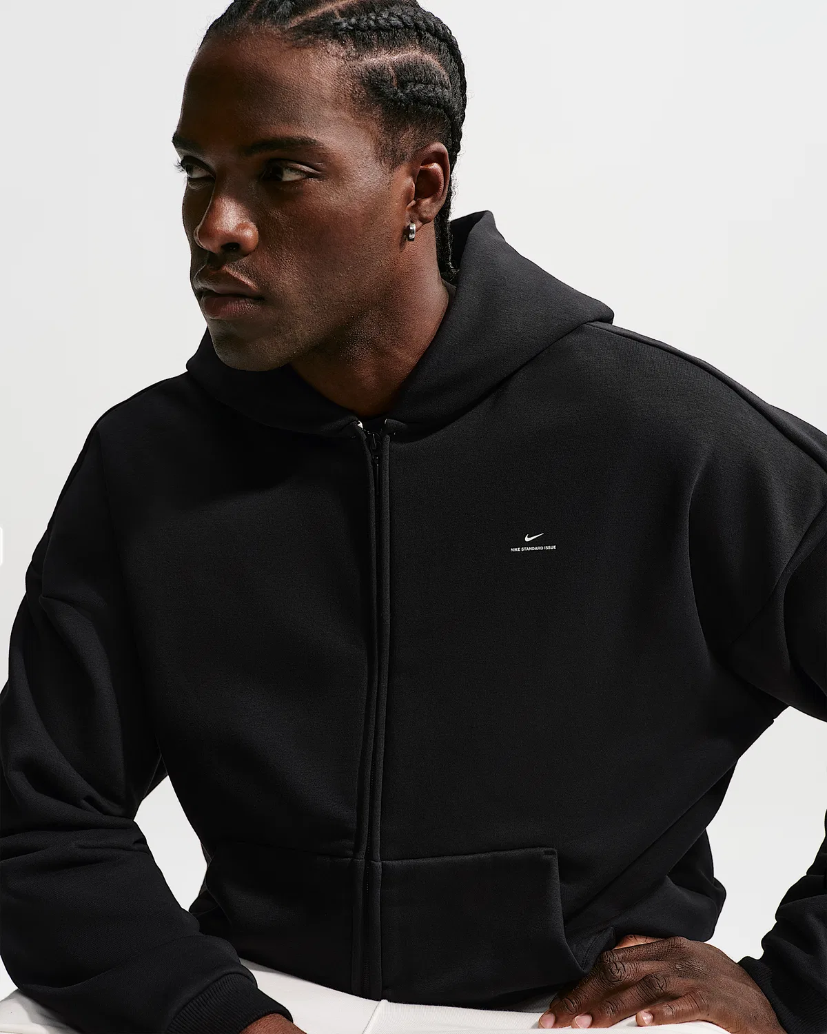 Мужская баскетбольная кофта Nike Standard Issue Therma-FIT на молнии, Black/Pale Ivory — фото 3