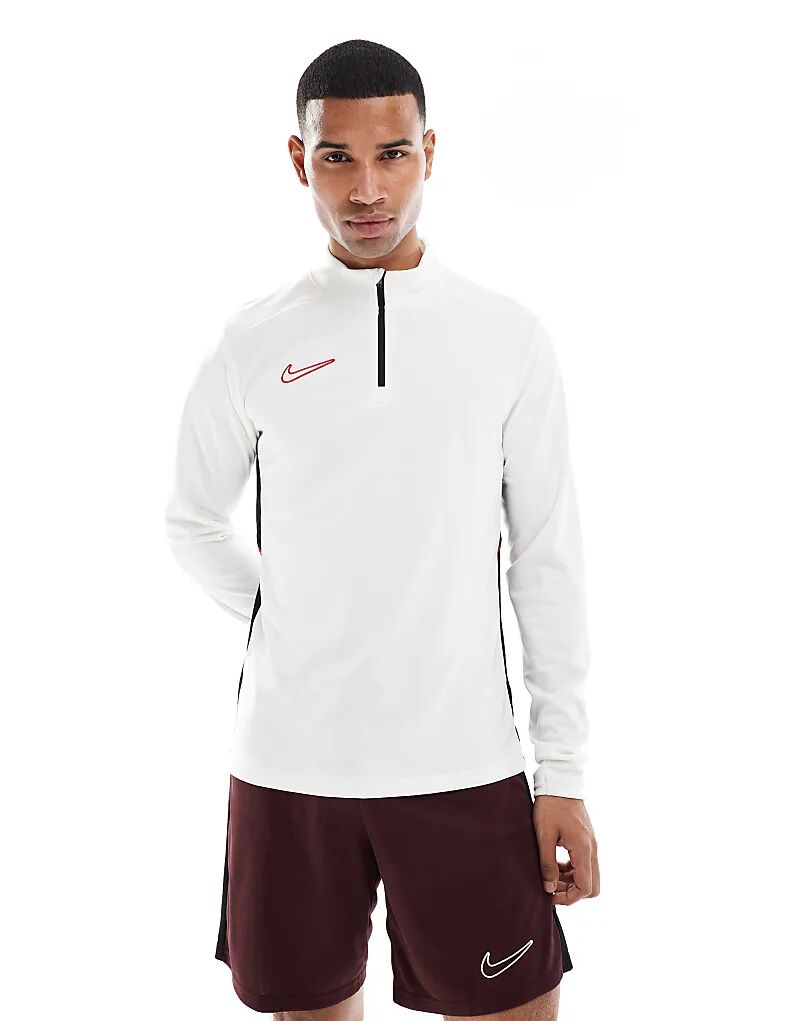 

Футболка Nike Football Academy 25 Dri-FIT с четвертной молнией кремового цвета