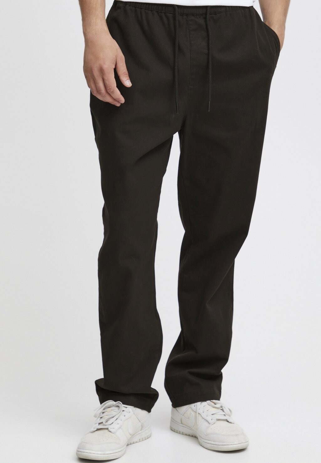 

Брюки SDGINTE Solid, цвет true black