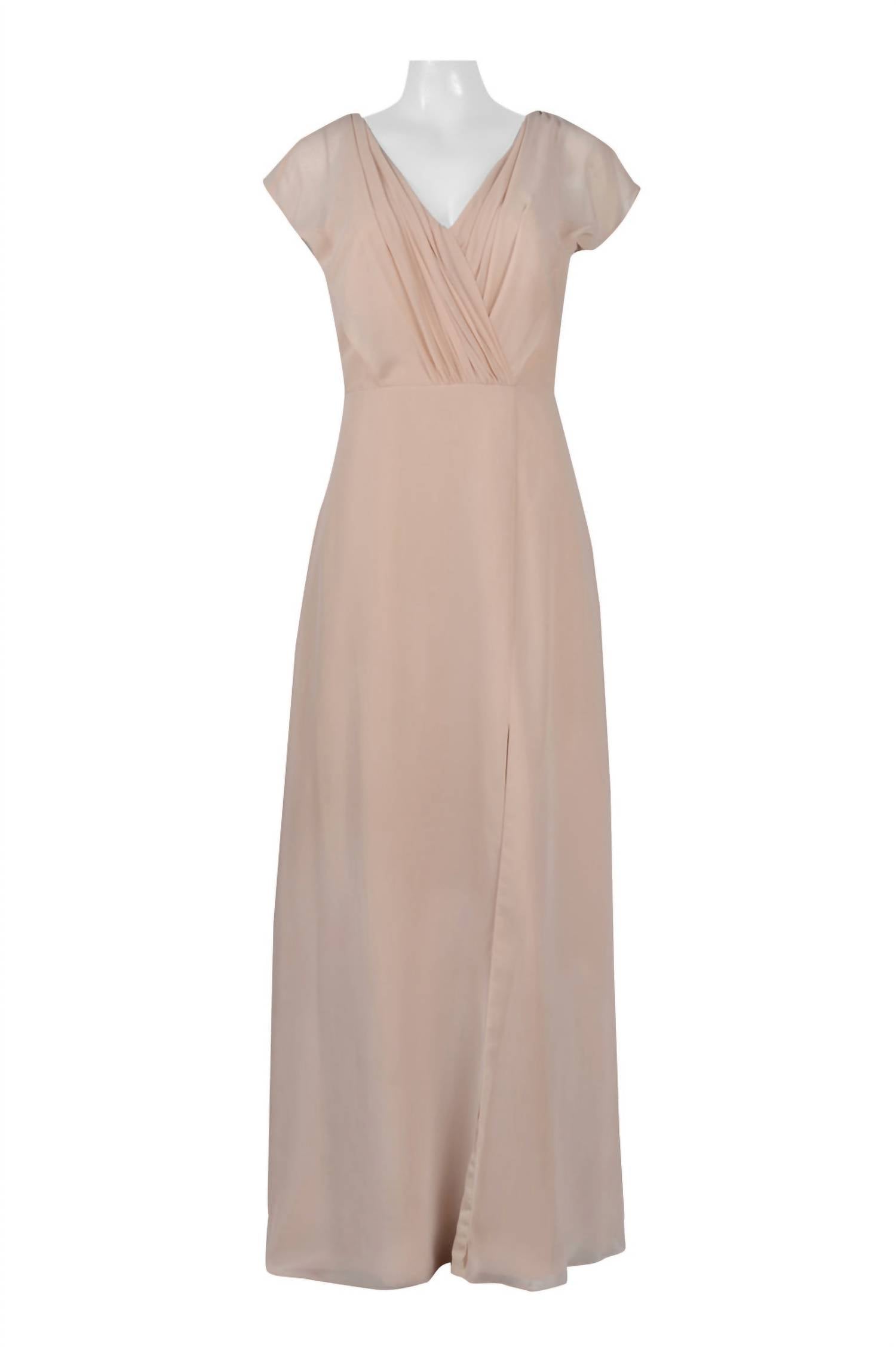 

Бамбуковое длинное вечернее платье с воланами и V-образным вырезом Monique Lhuillier