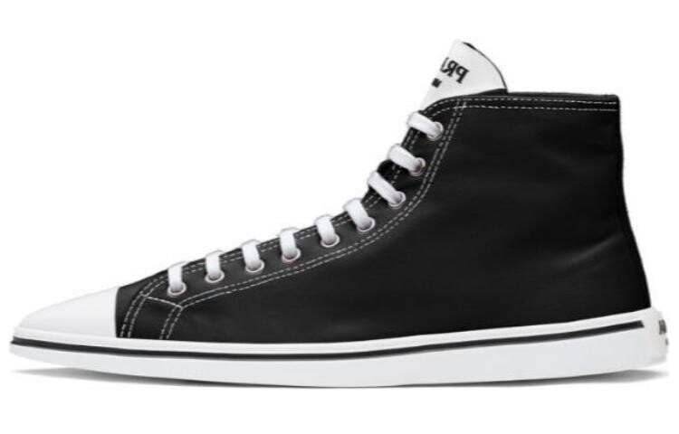 

Кеды женские Prada, черный
